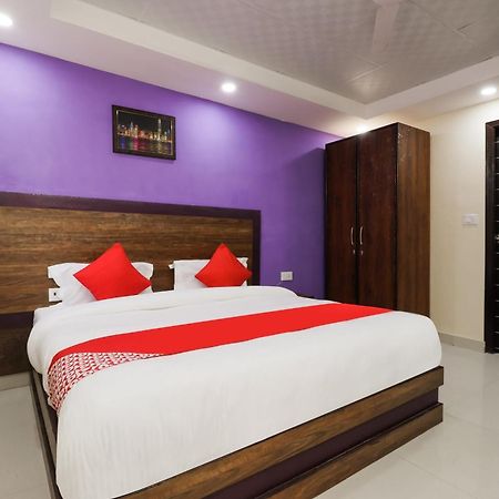 Hotel O Maharaja Gold New Delhi Buitenkant foto