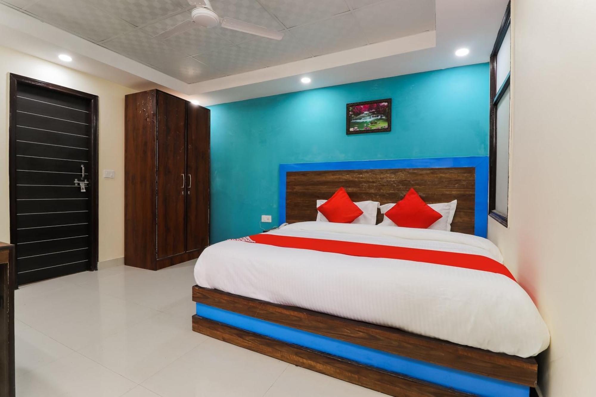Hotel O Maharaja Gold New Delhi Buitenkant foto